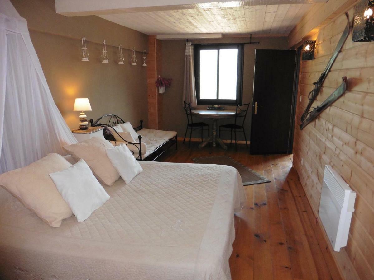 Chalet De Barraou Bed & Breakfast Binos Exterior foto
